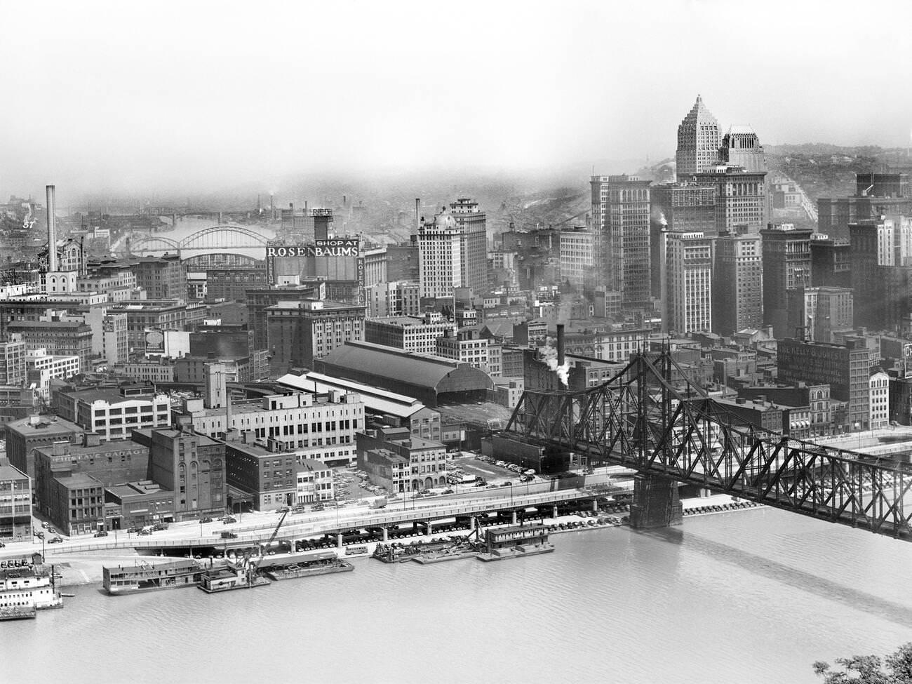 Smithfield Street Bridge and Monongahela River, Pittsburgh, 1941