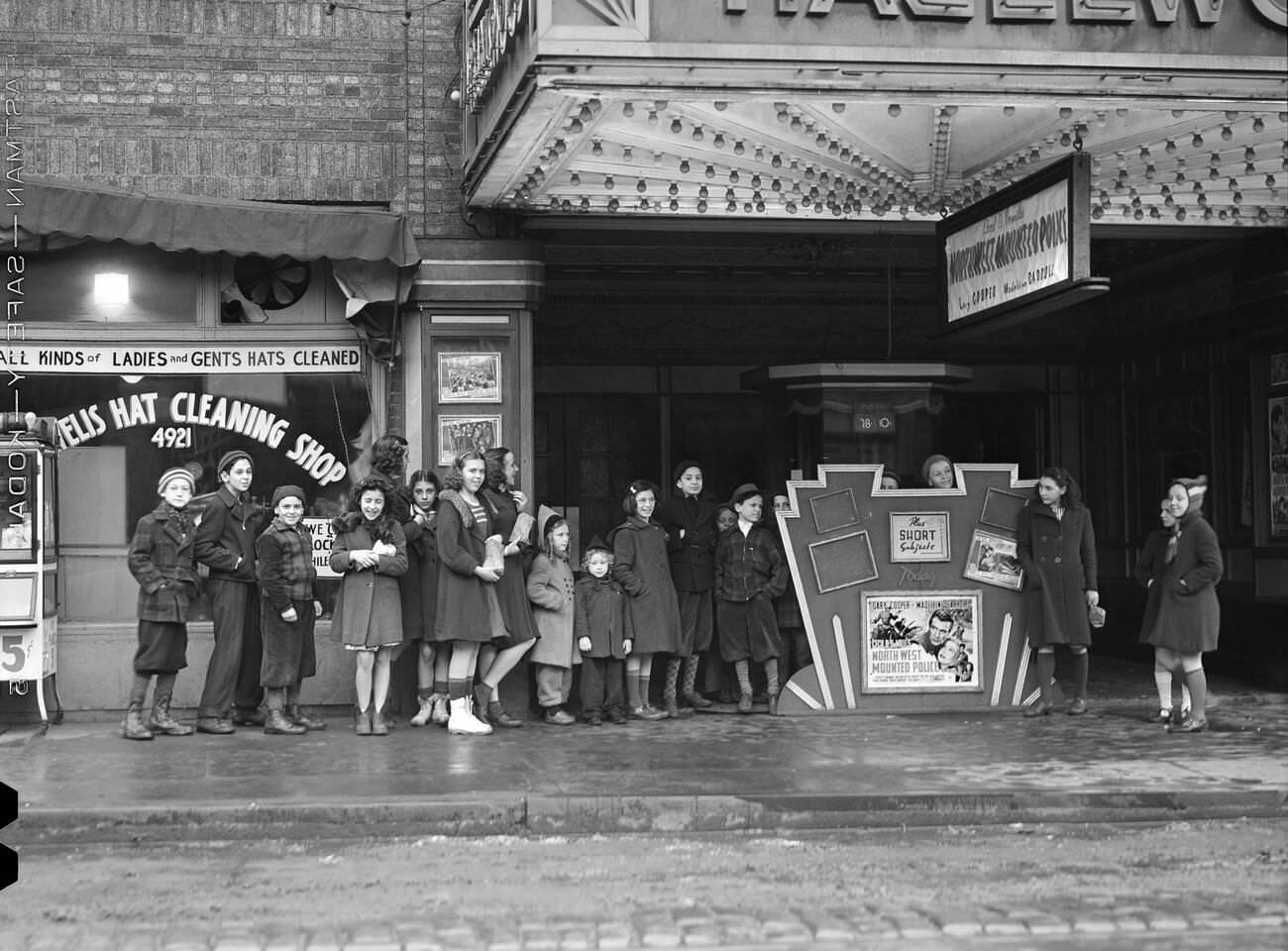 Federal Street Shops and Shoppers, 1947