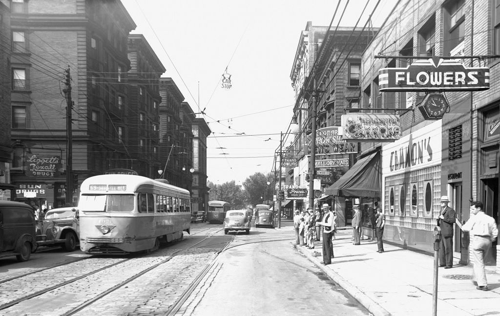Scales Near Spitz Furniture on East Ohio Street, 1947