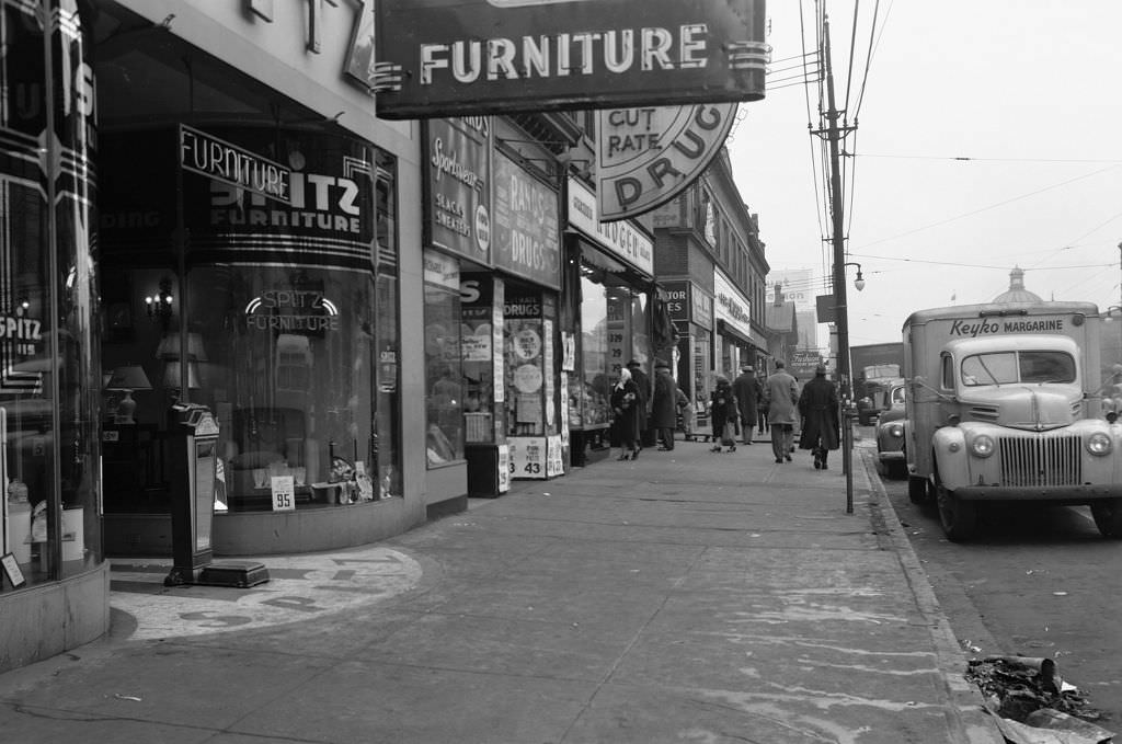 East Ohio street looking west at Spitz Furniture, 1947