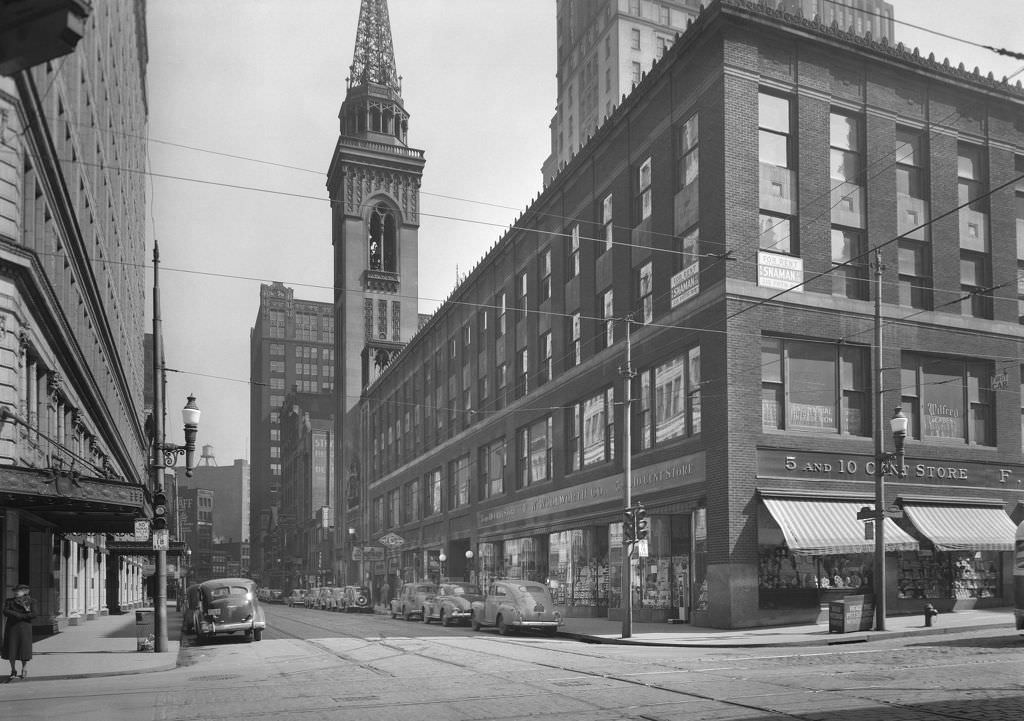 A view of Smithfield Street businesses, including Woolworth's, looking northeast, 1941