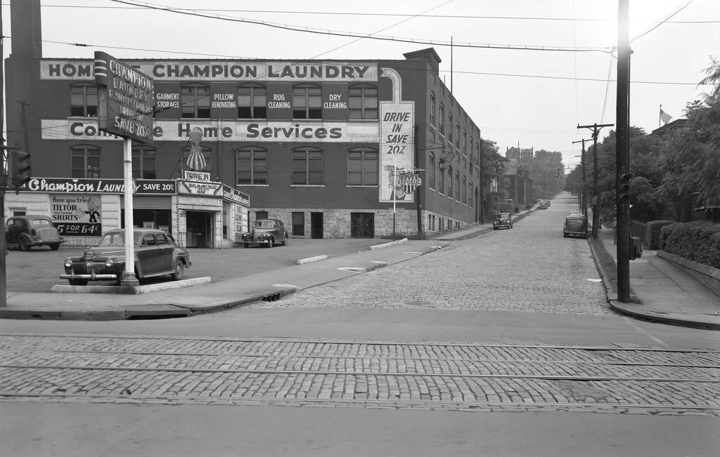 Intersection of North Atlantic and Penn Avenues showing Champion Laundry, 1943.