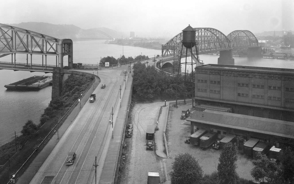 The Manchester and Point Bridges seen from Point Building, 1943.