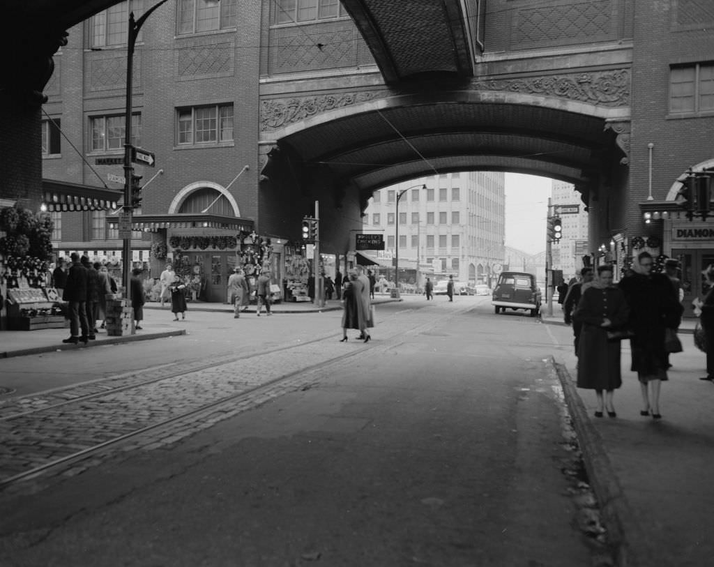 Bustling Market Square in downtown Pittsburgh, 1956