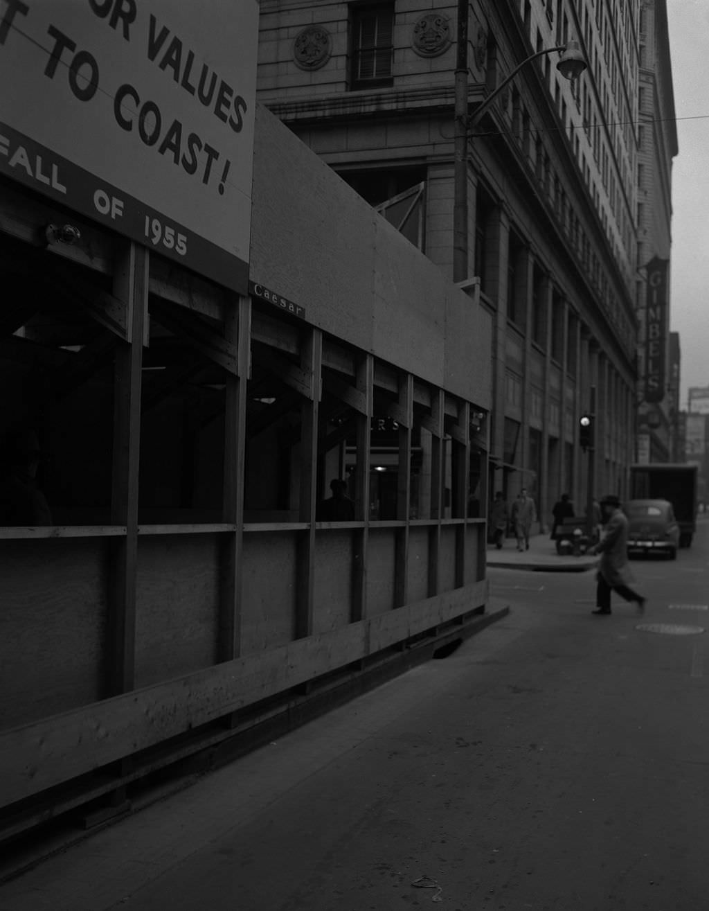 Smithfield Street near Oliver with Gimbels Department Store in background, 1955