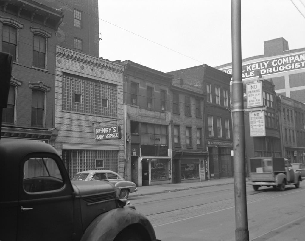 Henry's Bar and Nearby Businesses, 1951