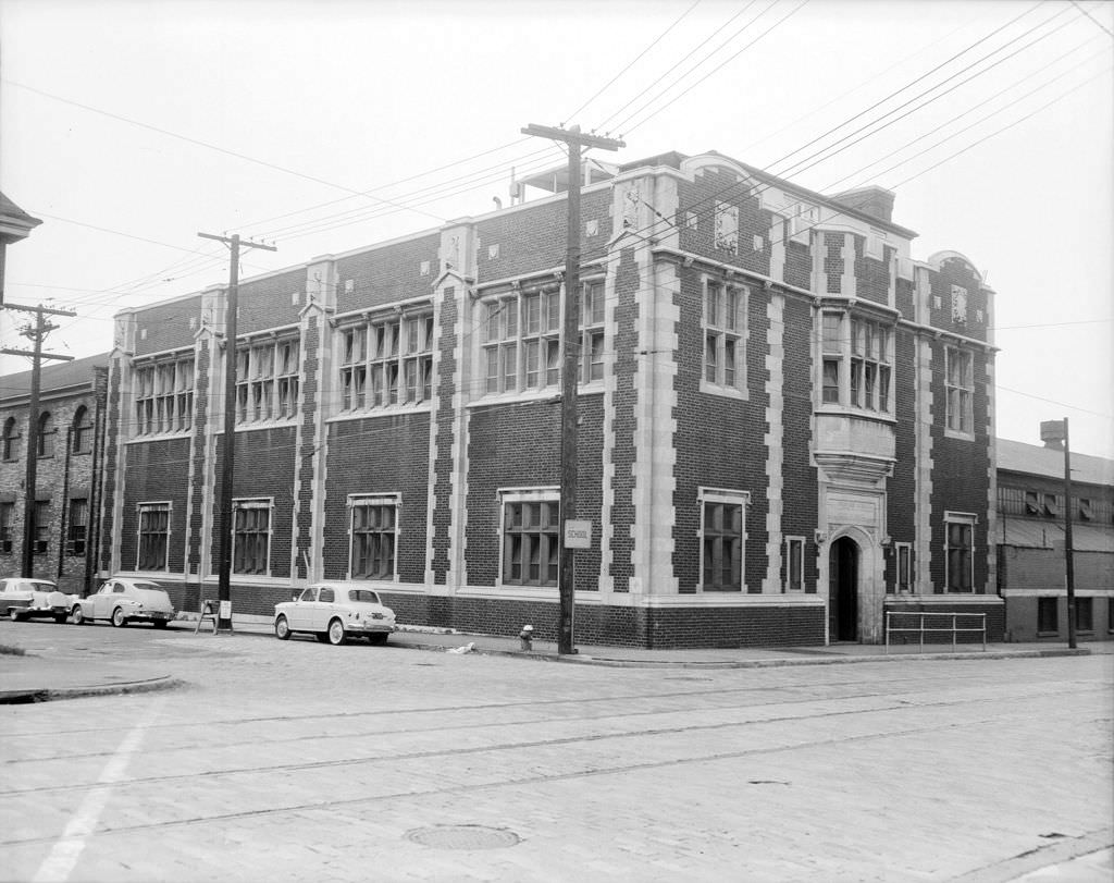 Exterior of Oliver Bath House, an indoor swimming pool in the South Side, 1961.