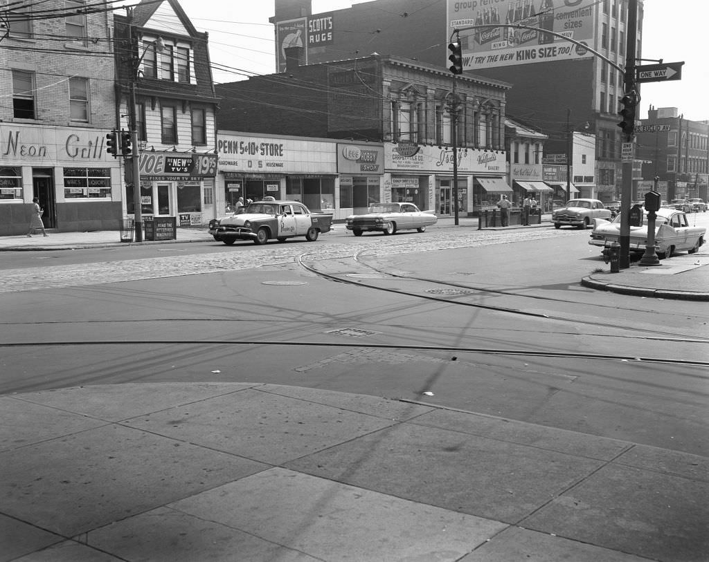 Penn and South Euclid Avenues, features Neon Grill and the Penn 5 and 10, 1960.