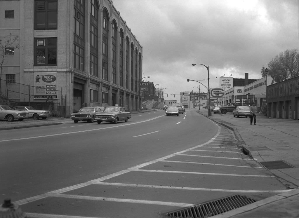 Bigelow Boulevard Businesses, 1966