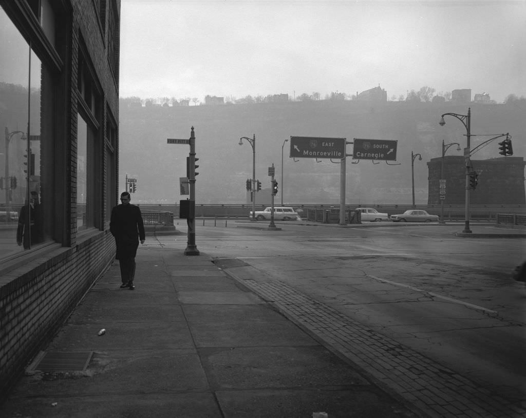 Stanwix Street with Fort Pitt Bridge, 1965