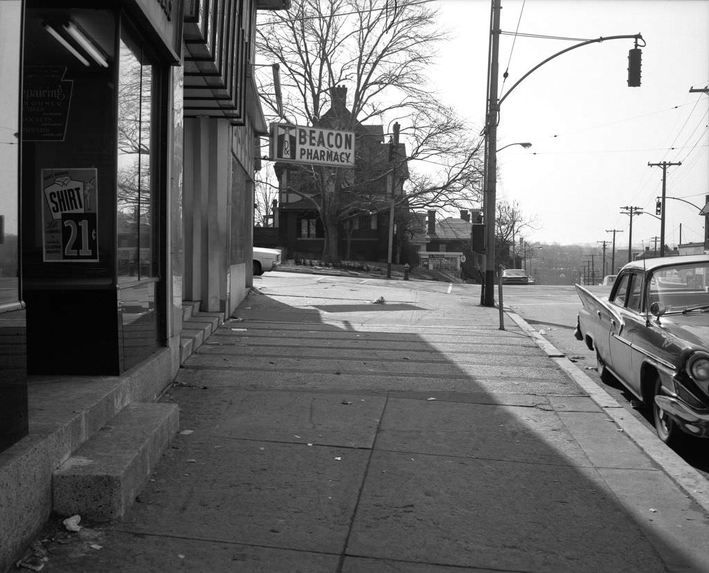 Murray and Beacon Street in Squirrel Hill, 1965