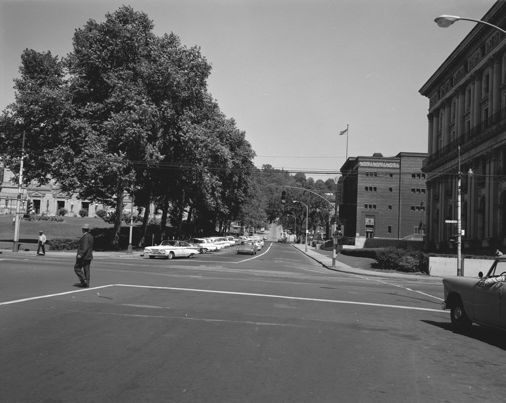 Fifth Avenue and Bigelow Boulevard, 1964
