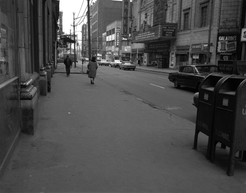 Stanley Theatre on Seventh Avenue, 1967.