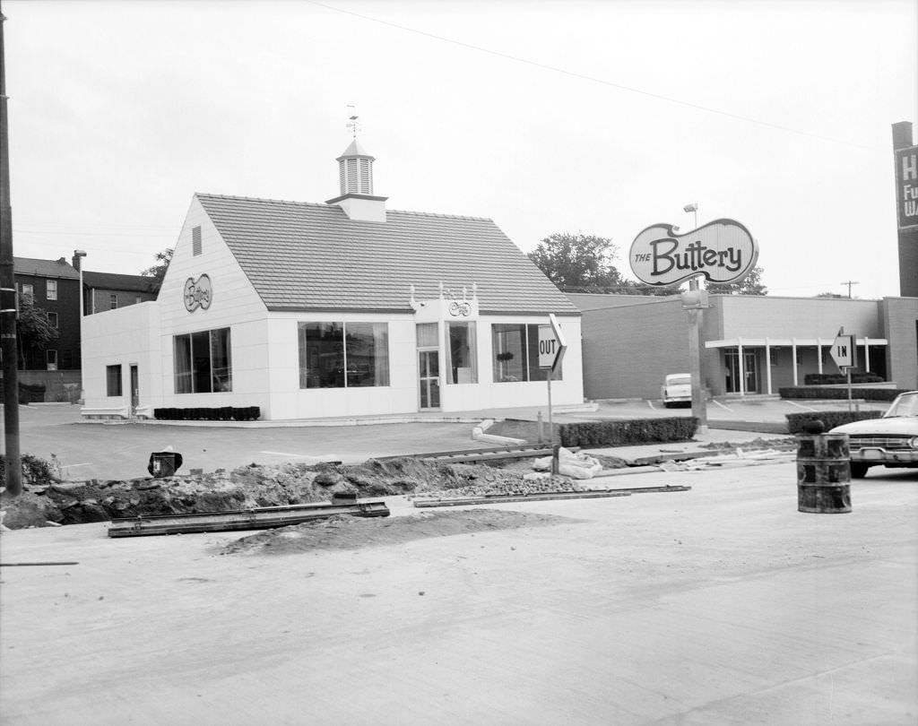 The Buttery Coffee Shop on Centre Avenue, 1965.