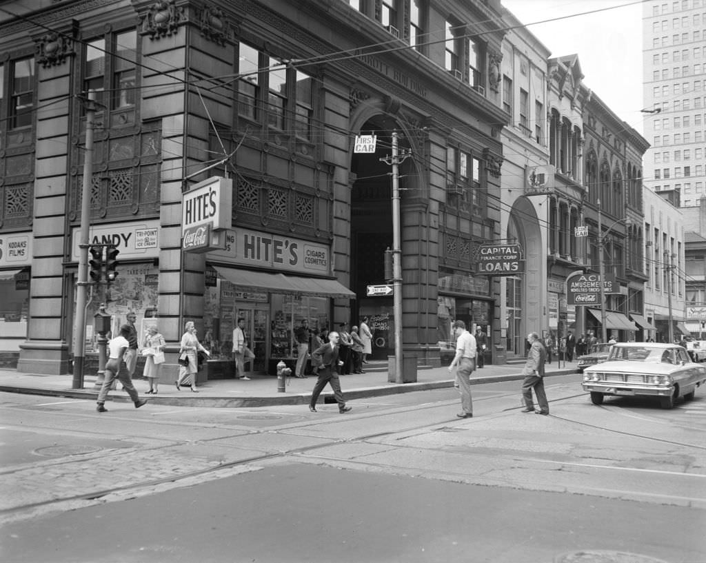 Hite's Drug Store in the Arrot Building, 1964