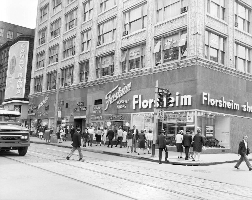 Florsheim Shoe Store in Buhl Building, 1964