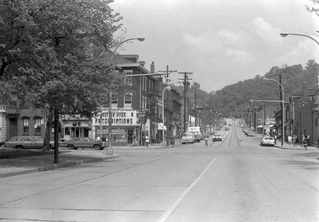 Federal St: Looking Toward East and West North Ave, 1972