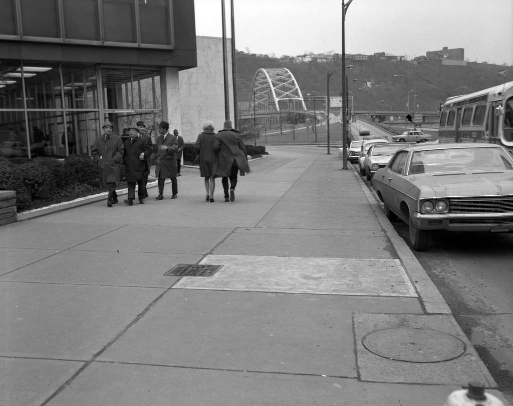 Pittsburgh State Office Building's Liberty Avenue entrance, now River Vue Apartments, 1971