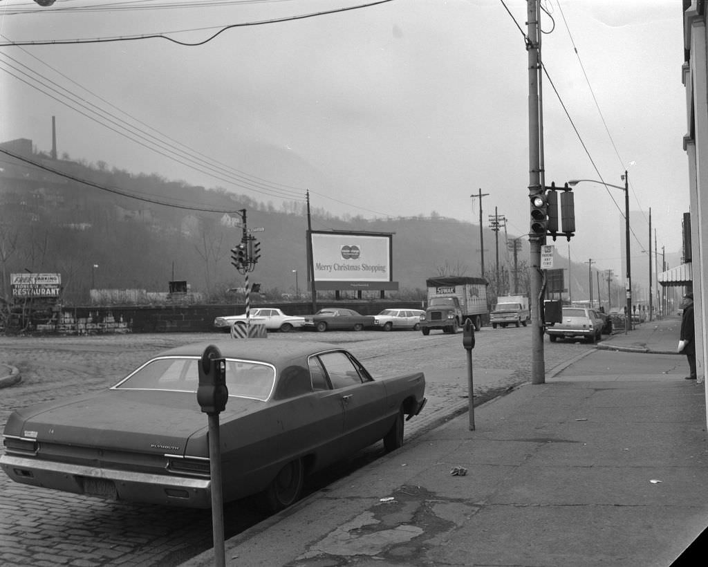 Liberty Avenue featuring "Merry Christmas Shopping" MasterCard billboard, 1971