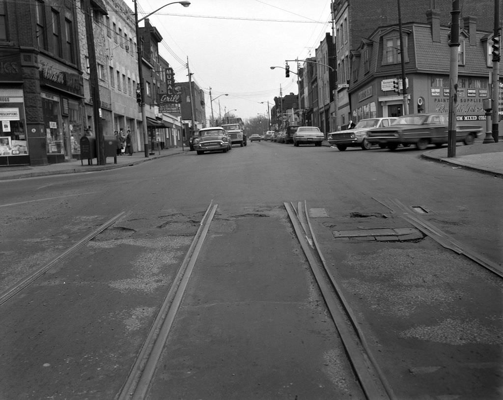 Businesses on Penn Avenue looking northeast from Main Street, 1971.