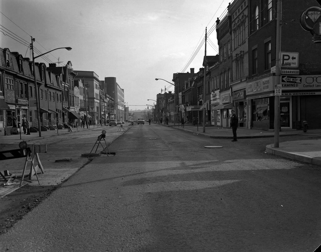 Businesses on Liberty Avenue including Dr. M.E. Weinberger, 1970.
