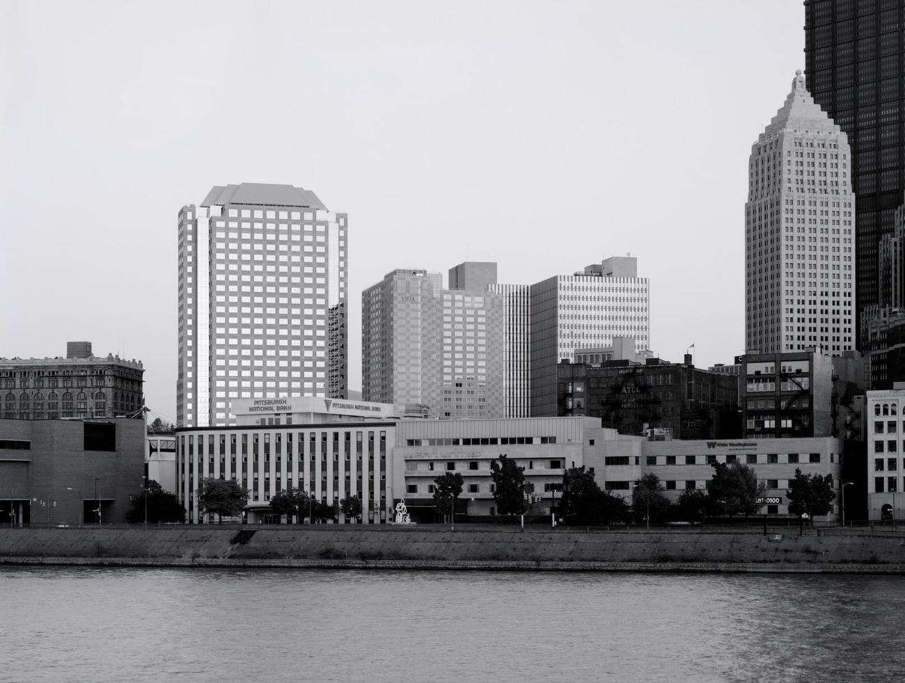 Skyline scenery in Pittsburgh, Pennsylvania, 1980