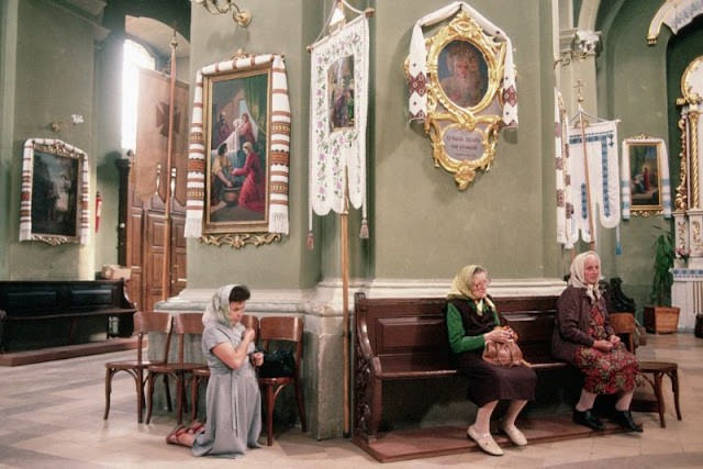 People praying at Orthodox Catholic Church in Ukraine, 1991