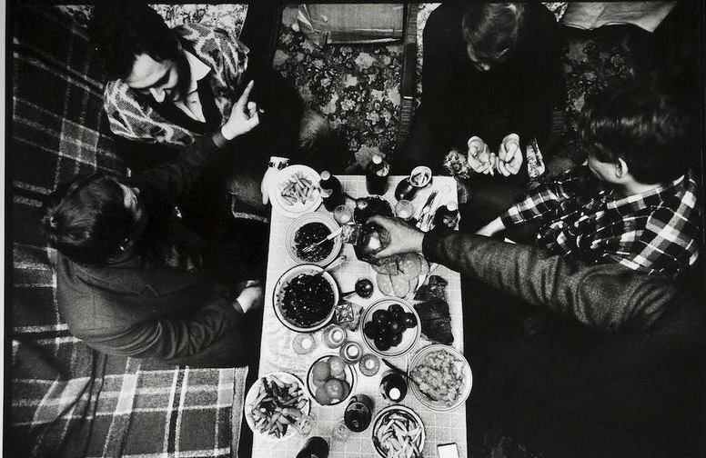 Miners drinking and dining at Victor and Karitia’s old flat after a mining shift, December 1993.