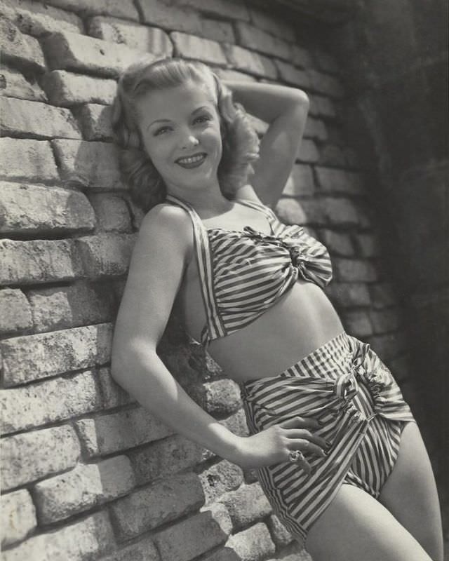 Gorgeous Photos of Vivian Blaine in the 1940s Illuminate the Hollywood Starlet Who Captured Hearts