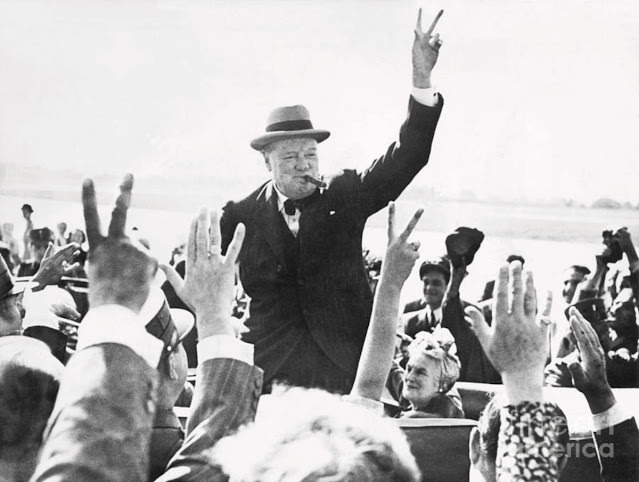 The British Prime Minister Winston Churchill’s Trademark “V for Victory” Sign: A Symbol in Wartime