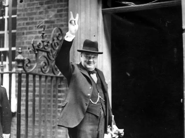 The British Prime Minister Winston Churchill’s Trademark “V for Victory” Sign: A Symbol in Wartime