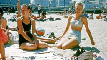 1940s Bathing suits Found photos