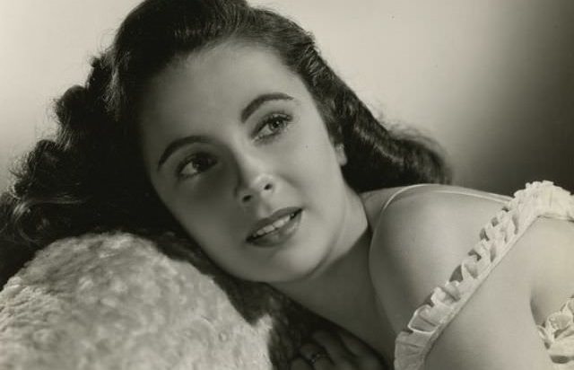 Elizabeth Taylor by Clarence Sinclair Bull 1940s