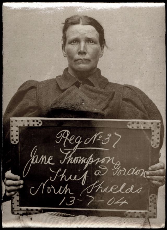 Jane Thompson alias Gordon arrested for stealing a pair of boots, 13th July 1904.