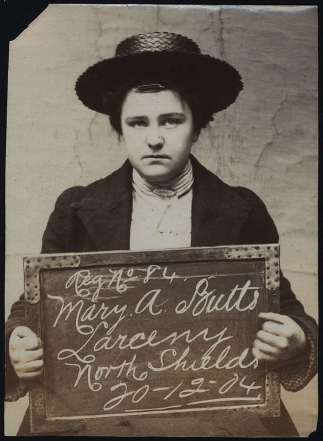 Mary A. Butts arrested for larceny, 20th December 1904.