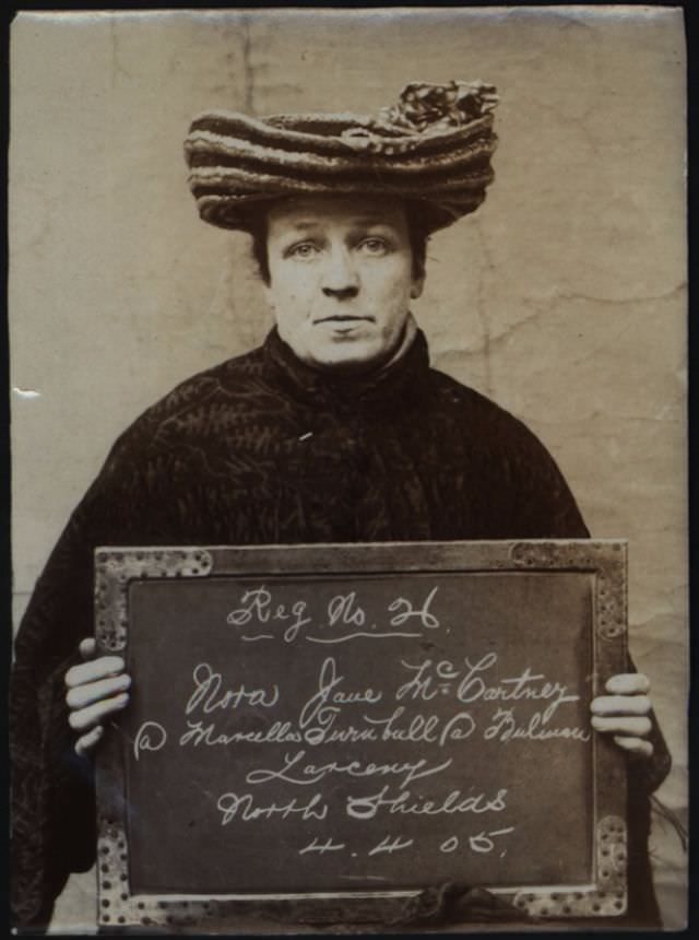 Nora Jane McCartney alias Marcella Turnbull alias Bulman arrested for larceny, 4 April 1905.