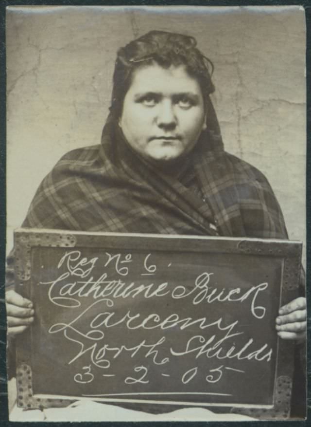 Catherine Buck arrested for stealing sheets, 3 February 1905.