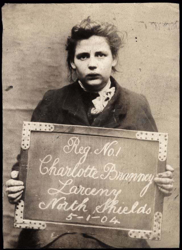 Charlotte Branney arrested for larceny, 5th January 1904.