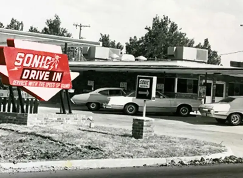 Sonic Drive-In, 1953