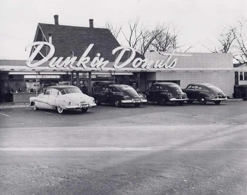 Dunkin Donuts, 1948