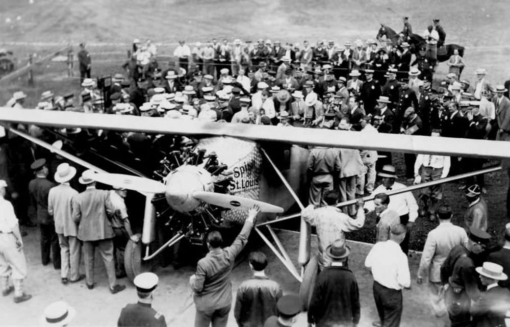 Charles Lindbergh's Aerial Triumph in the World’s First Solo Nonstop Transatlantic Flight