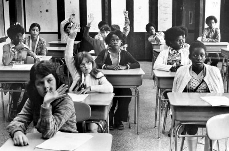 Students at the Mary E. Curley School in Boston on Sept. 8, 1975