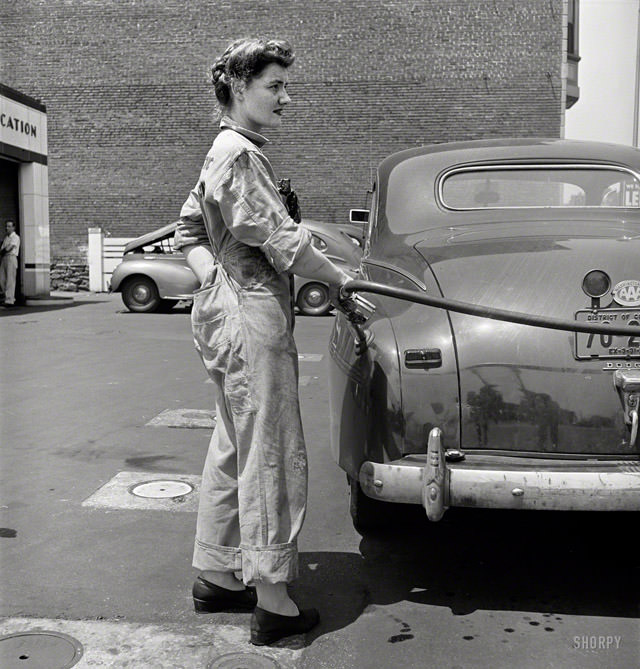 What Gas Stations Looked Like Through the Lens of the Past Century