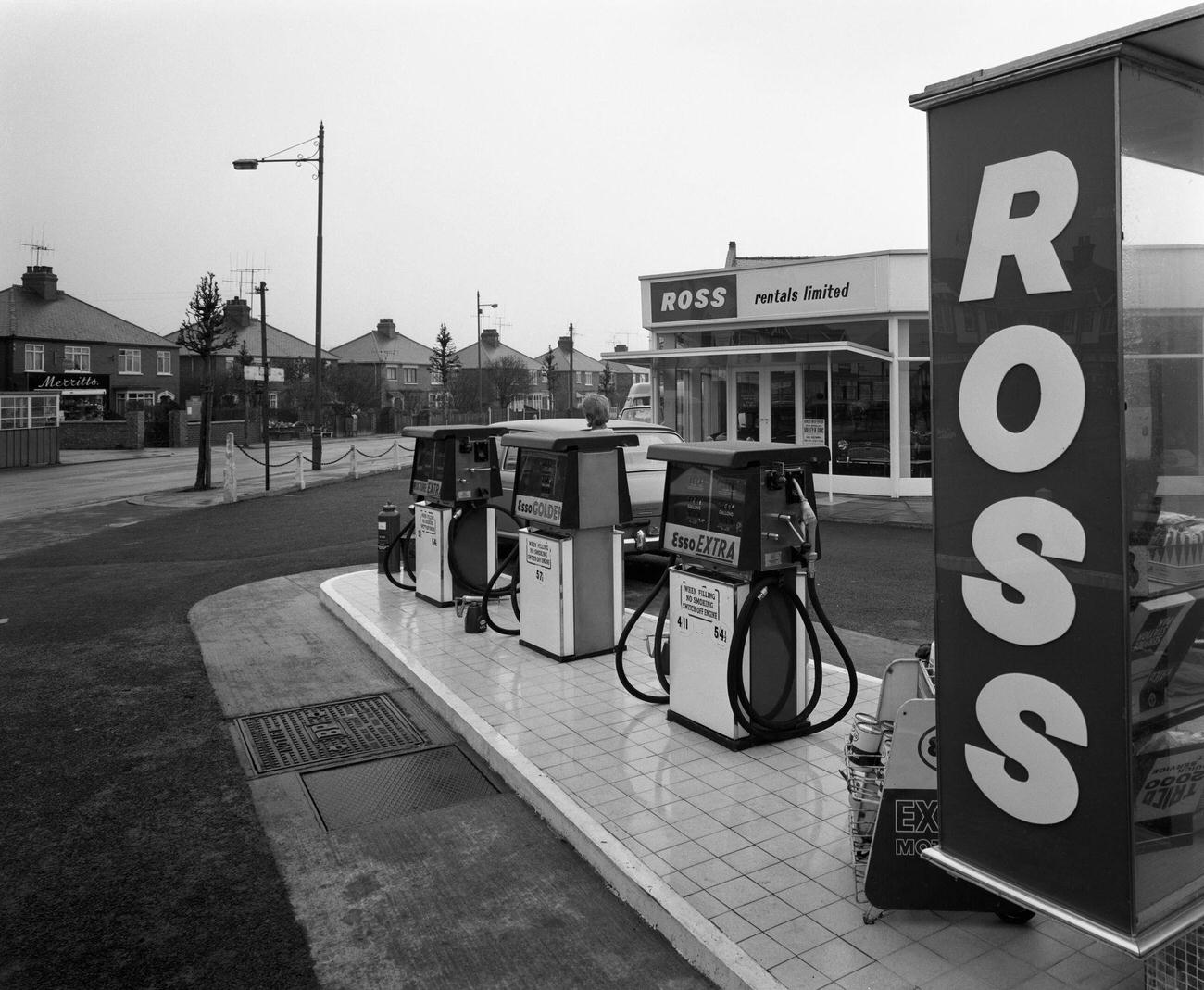 Petrol Station Forecourt in Grimsby with Austin 1800, 1965