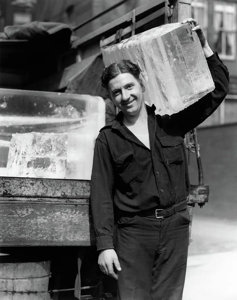 Ice delivery in 1930s.