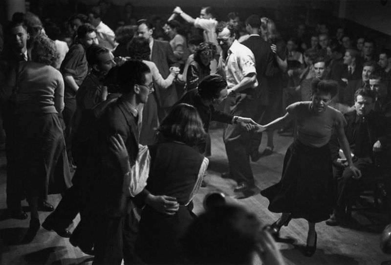 Jazz Club in Windmill Street, London, 1949. (Photo by Charles Hewitt)