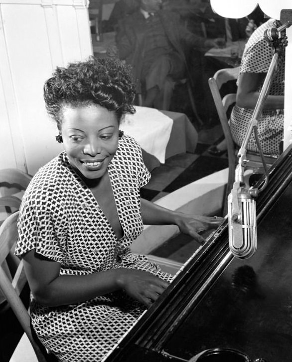 Mary Lou Williams, New York, 1946. (Photo by William P. Gottlieb)