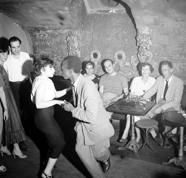 Paris, 1949. (Photo by Dmitri Kessel)