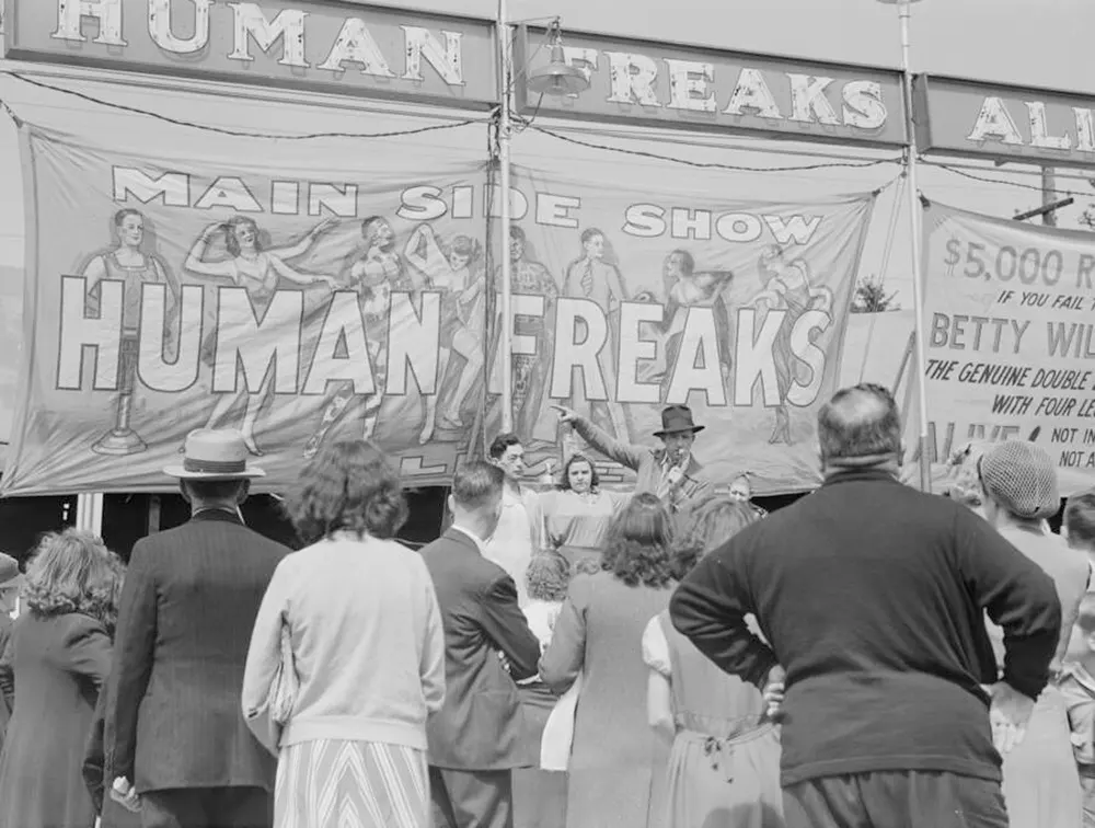 In the early 20th century, circuses and traveling carnivals were a leading form of entertainment for people throughout the United States.