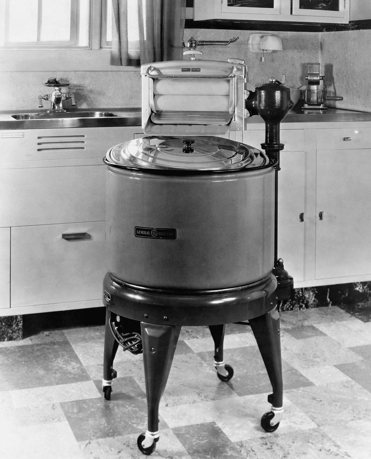 General Electric Model AW-2 washing machine.